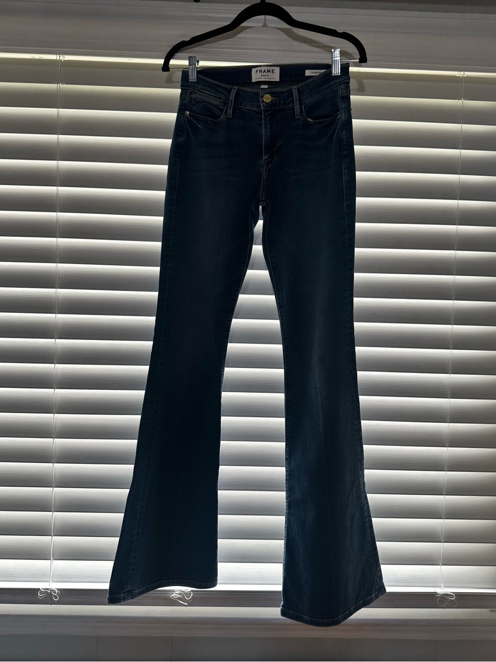 FRAME Le High Flare Jeans 26 Madison High Rise Flare Dark Wash Premium Denim